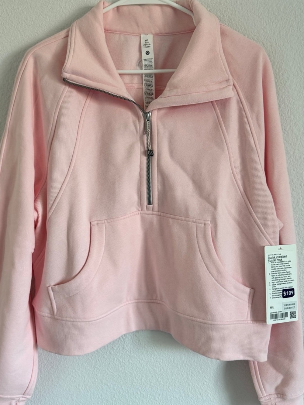 Lululemon funnel neck scuba M/L